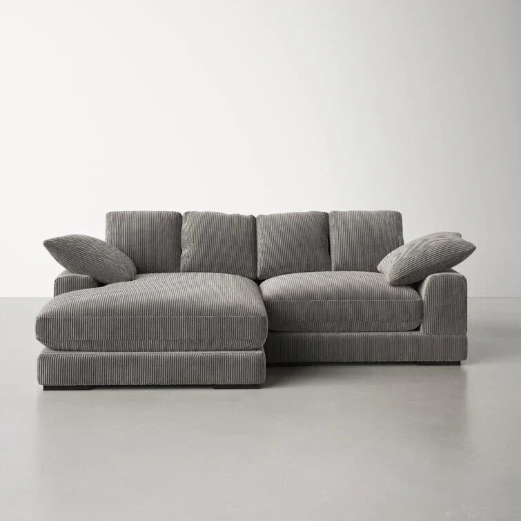 Sofa z odwracalnym szezlongiem o szerokości 106 cali