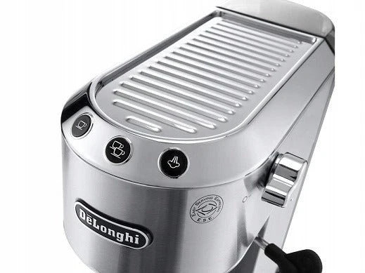 Ciśnieniowy ekspres kolbowy do kawy ze spieniaczem SLIM DeLonghi EC685.M (N)