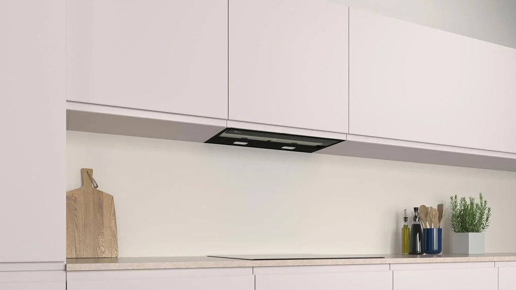 Balay – Okap Dekoracyjny Do Zabudowy, 60 cm szerokości, 4 poziomy mocy wyciągu, Instalacja Z Odprowadzeniem Powietrza lub W Trybie Recyrkulacji, Czarny, 3BD967GN