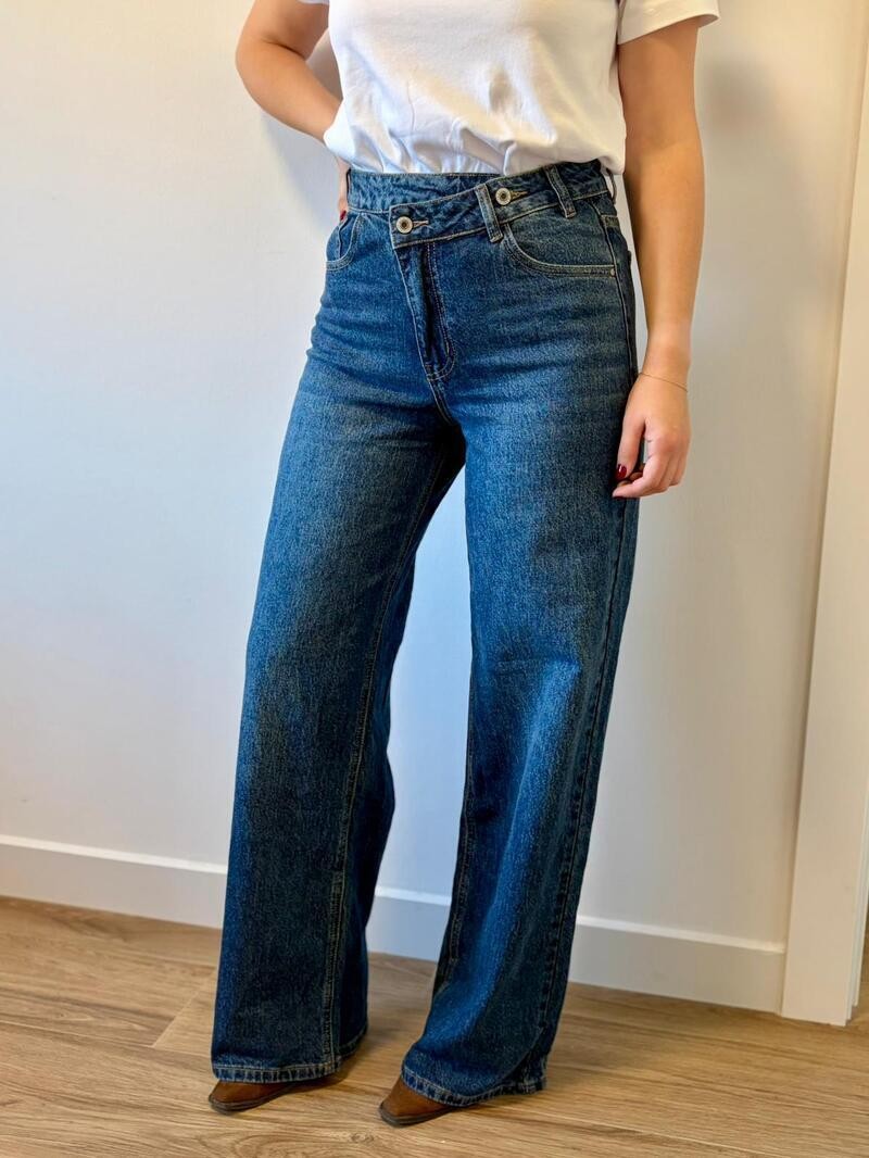 Jeans doble botonadura