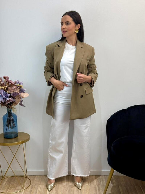 Blazer recta doble botonadura camel