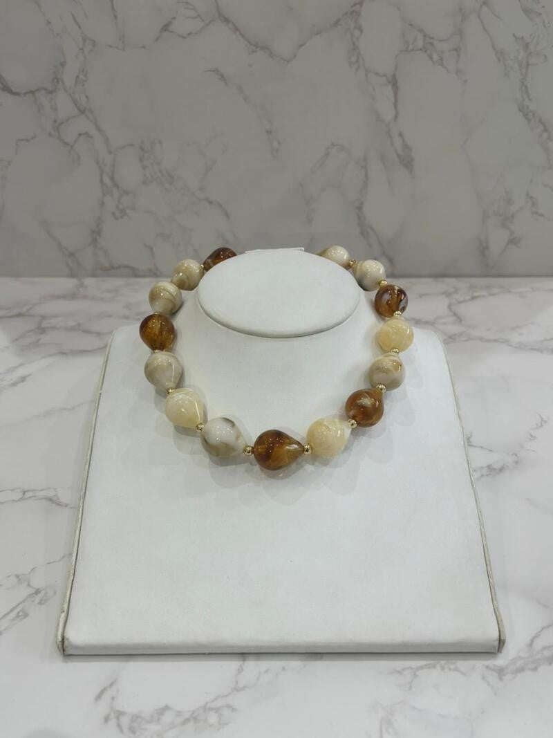 Collar esencia marrón